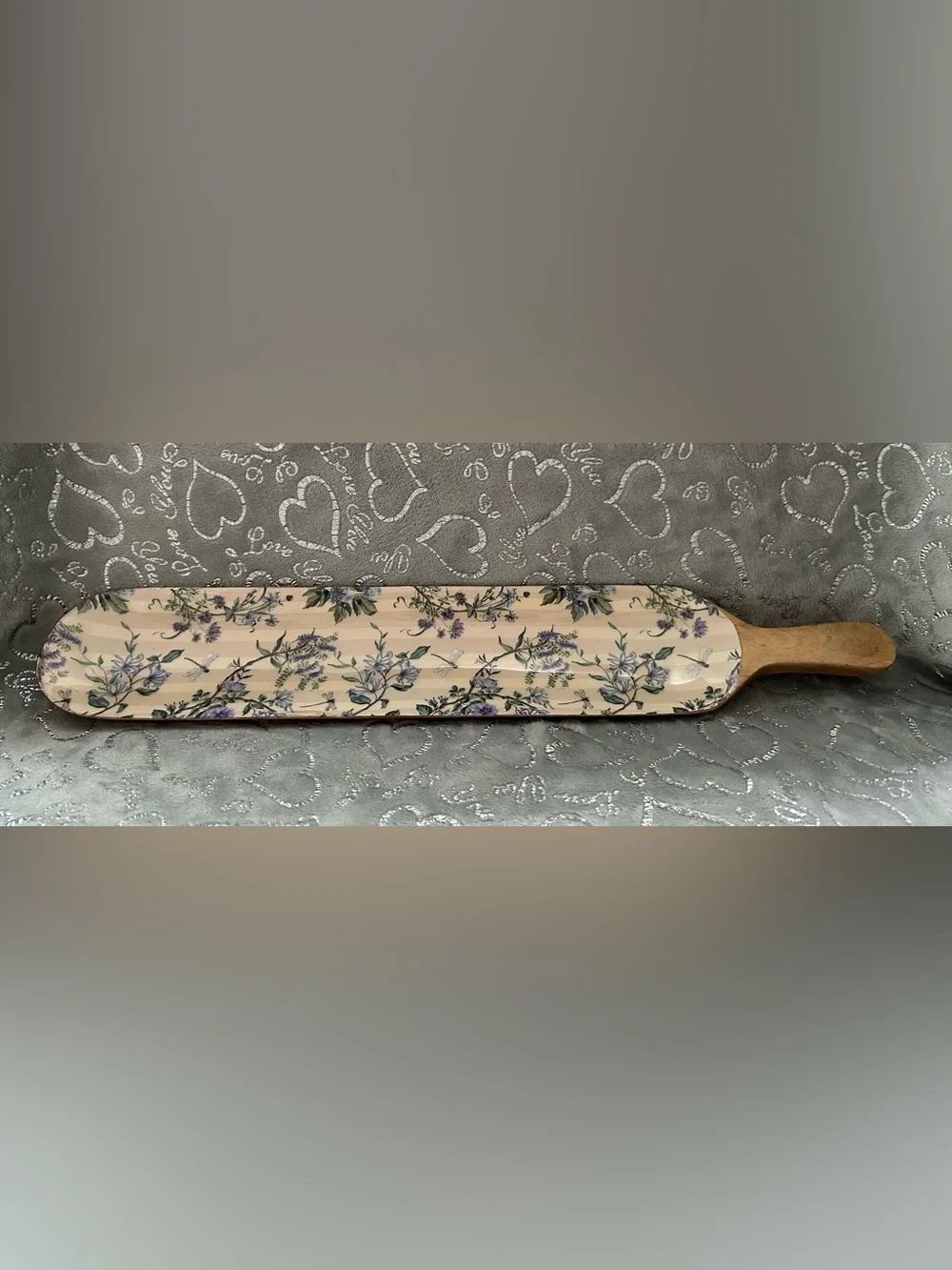 NEW Unbranded 20” Floral Lavender and Green on Cream Charcuterie Platter